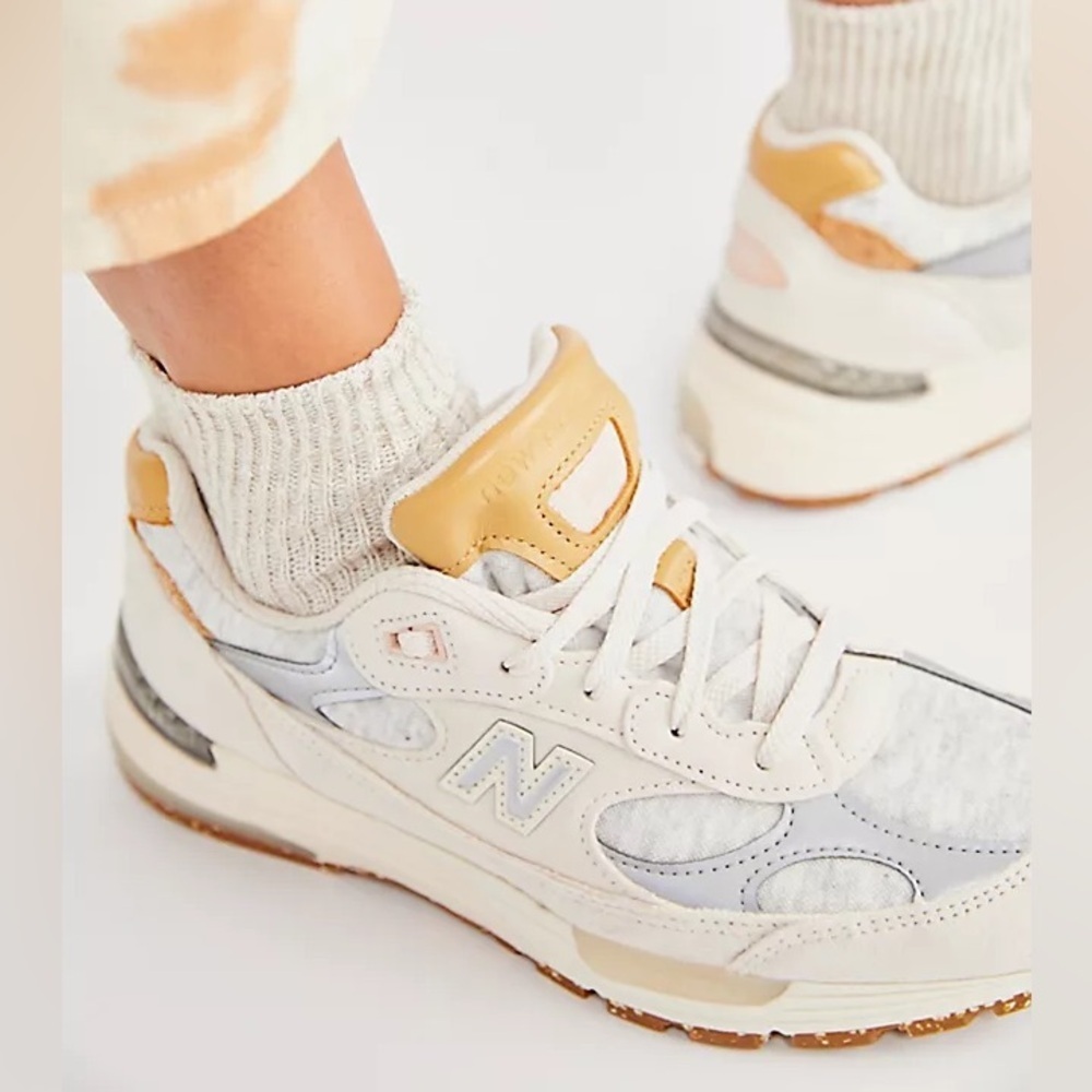 new balance 992 cork size 8 sporty athleisure cushion reflective revolve fp
